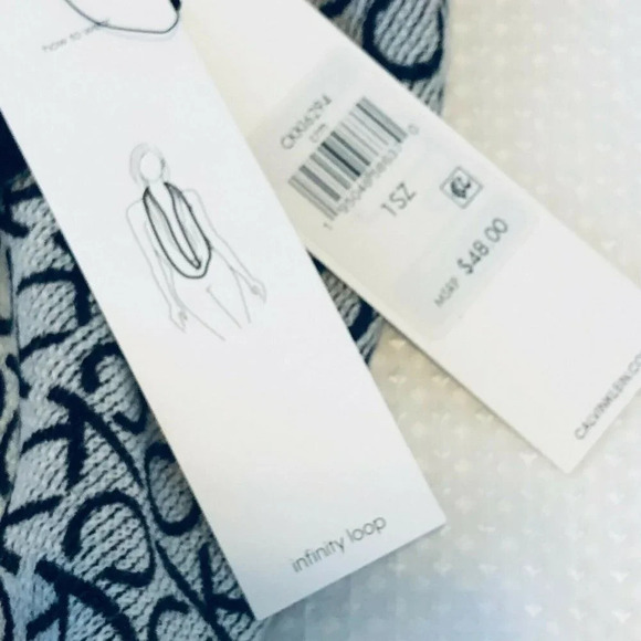 Calvin Klein Womens White Black Neck Warmer Infinity Loop Scarf One Size - Picture 5 of 8